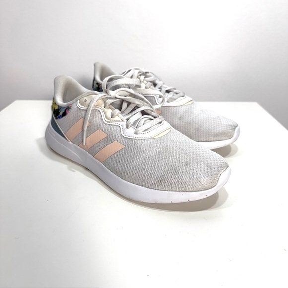 Adidas Women’s QT Racer running shoe with Floral Print and Pink stripes - Picture 5 of 12